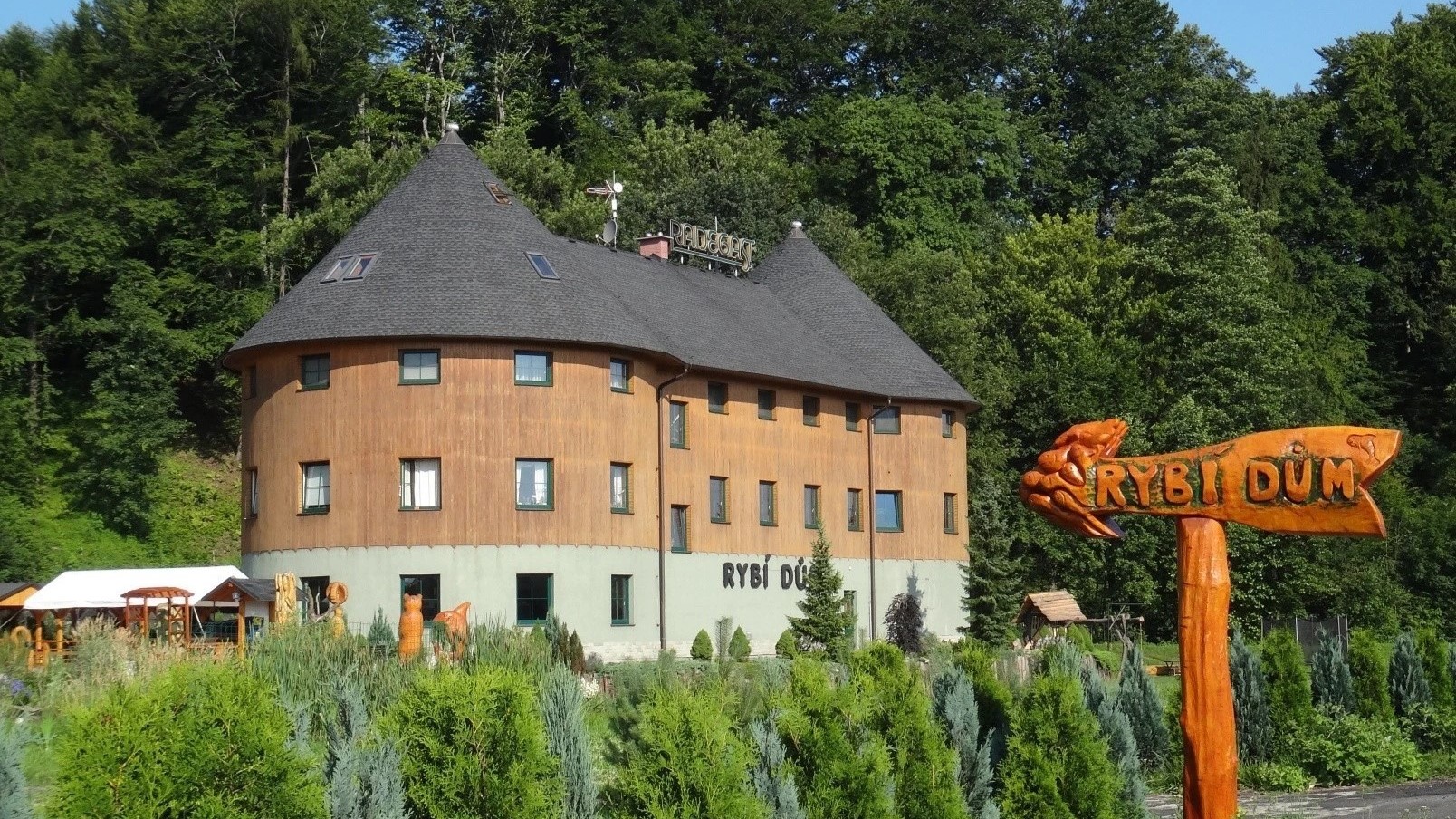 Rybí dům v karvinském Louckém lese